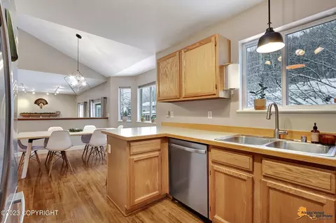 17925 Sauvignon Cir, Eagle River, AK 99577 photo 11