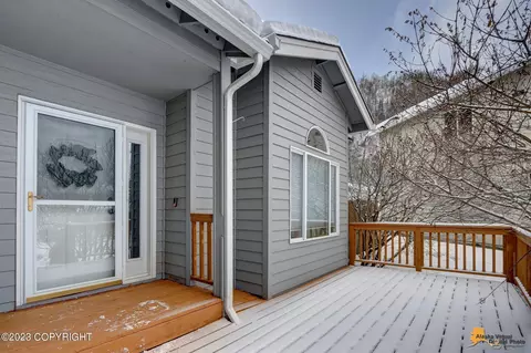 17925 Sauvignon Cir, Eagle River, AK 99577 photo 2