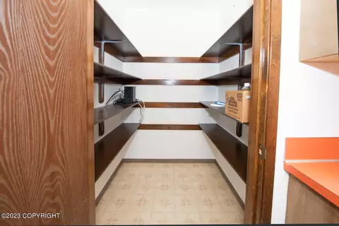 9301 Strathmore Dr, Anchorage, AK 99502 photo 7