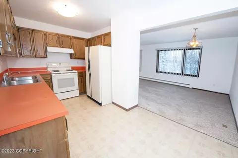 9301 Strathmore Dr, Anchorage, AK 99502 photo 6
