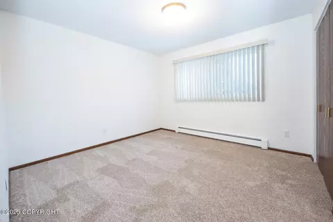 9301 Strathmore Dr, Anchorage, AK 99502 photo 11