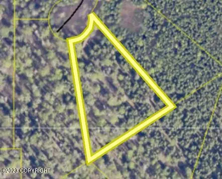 L14 Kids Queen Court, Soldotna, AK 99669