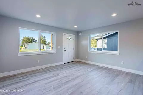 361 Eagle Ave, Palmer, AK 99645 photo 5
