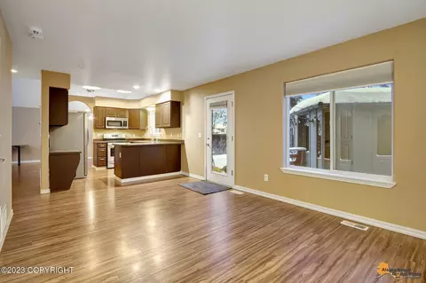 8460 Berry Patch Dr, Anchorage, AK 99502 photo 14