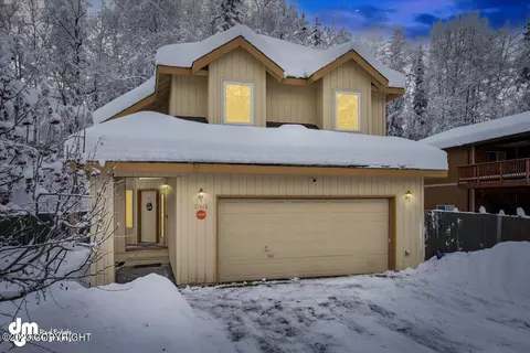 17428 N Juanita Loop, Eagle River, AK 99577