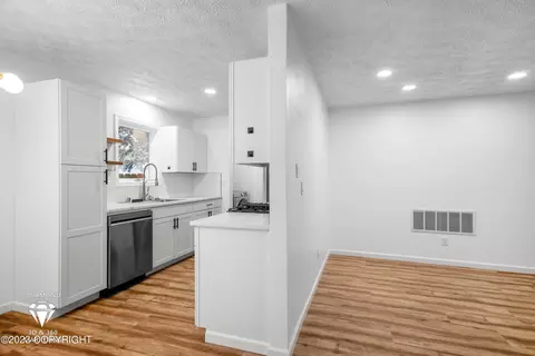 12218 Keystone Pl, Eagle River, AK 99577 photo 13