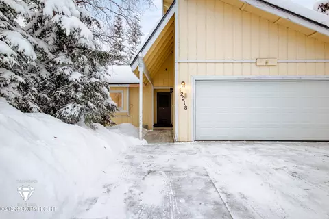 12218 Keystone Pl, Eagle River, AK 99577 photo 2
