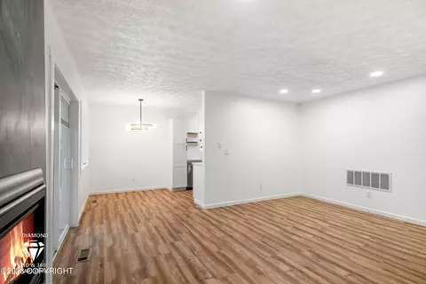 12218 Keystone Pl, Eagle River, AK 99577 photo 8