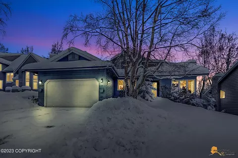 4730 Sportsman Dr, Anchorage, AK 99502