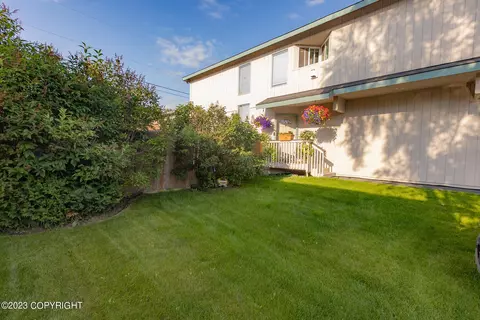 357 Breeze Ct, Anchorage, AK 99515 photo 4