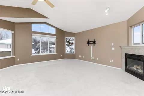 357 Breeze Ct, Anchorage, AK 99515 photo 11
