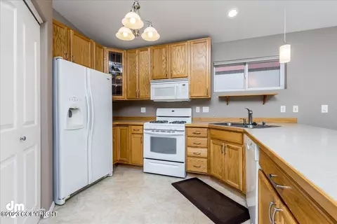 357 Breeze Ct, Anchorage, AK 99515 photo 14