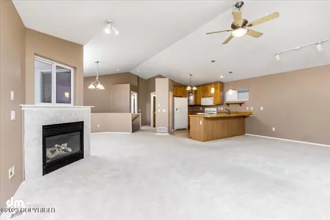 357 Breeze Ct, Anchorage, AK 99515 photo 9