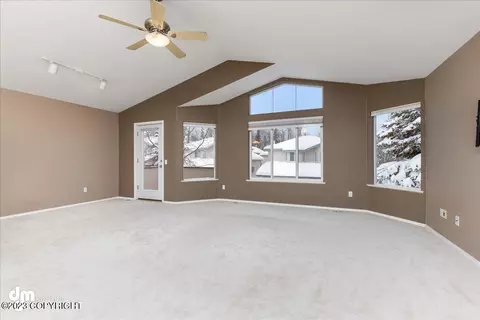 357 Breeze Ct, Anchorage, AK 99515 photo 12