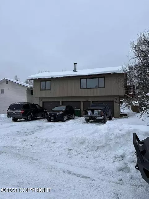 3605 Gardner St, Anchorage, AK 99508