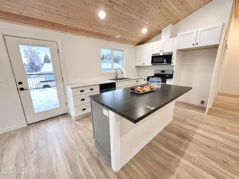 Kitchen - 128 E Danview Ave, Homer, AK 99603 photo 3 of 3