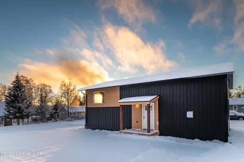 Exterior - 128 E Danview Ave, Homer, AK 99603 photo 9 of 9
