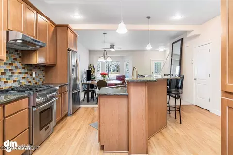 1114 E St # 3, Anchorage, AK 99501 photo 9