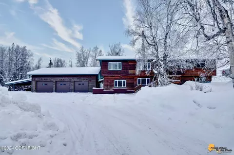 3065 N Arctic Fox Dr, Wasilla, AK 99654