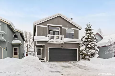 4042 Sycamore Loop, Anchorage, AK 99504