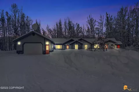 2850 N Aspen Ct, Wasilla, AK 99654