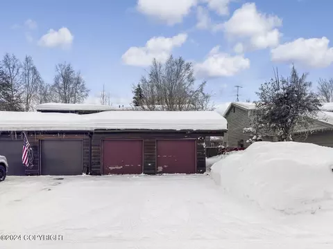 3232 Wiley Post Loop, Anchorage, AK 99517