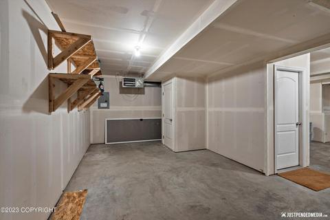 20515 Pine Crest Ln, Eagle River, AK 99577 photo 38