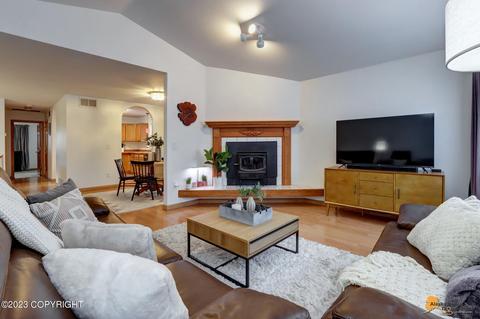 3750 Image Dr, Anchorage, AK 99504 photo 3