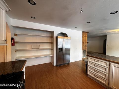 2760 Ruby Dr, Anchorage, AK 99502 photo 12