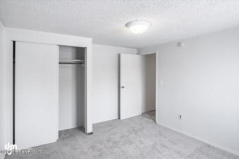 6721 E 10th Ave, Anchorage, AK 99504 photo 18