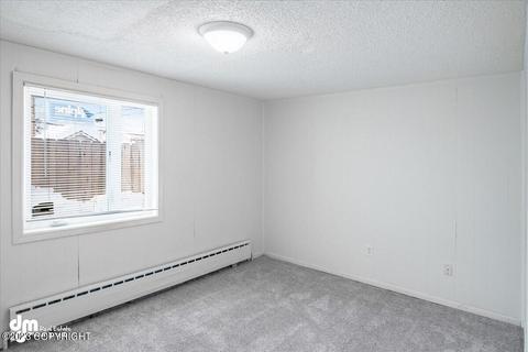 6721 E 10th Ave, Anchorage, AK 99504 photo 12