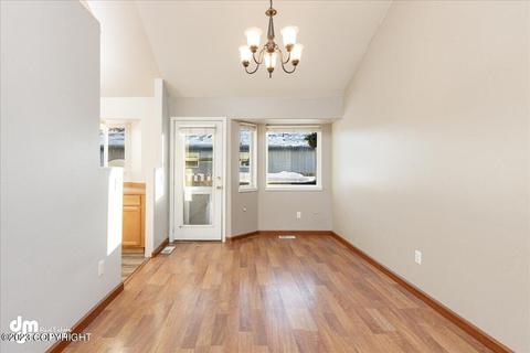 2323 E 68th Ave, Anchorage, AK 99507 photo 9