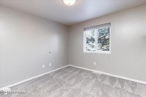 2323 E 68th Ave, Anchorage, AK 99507 photo 18