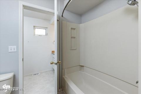 2323 E 68th Ave, Anchorage, AK 99507 photo 20