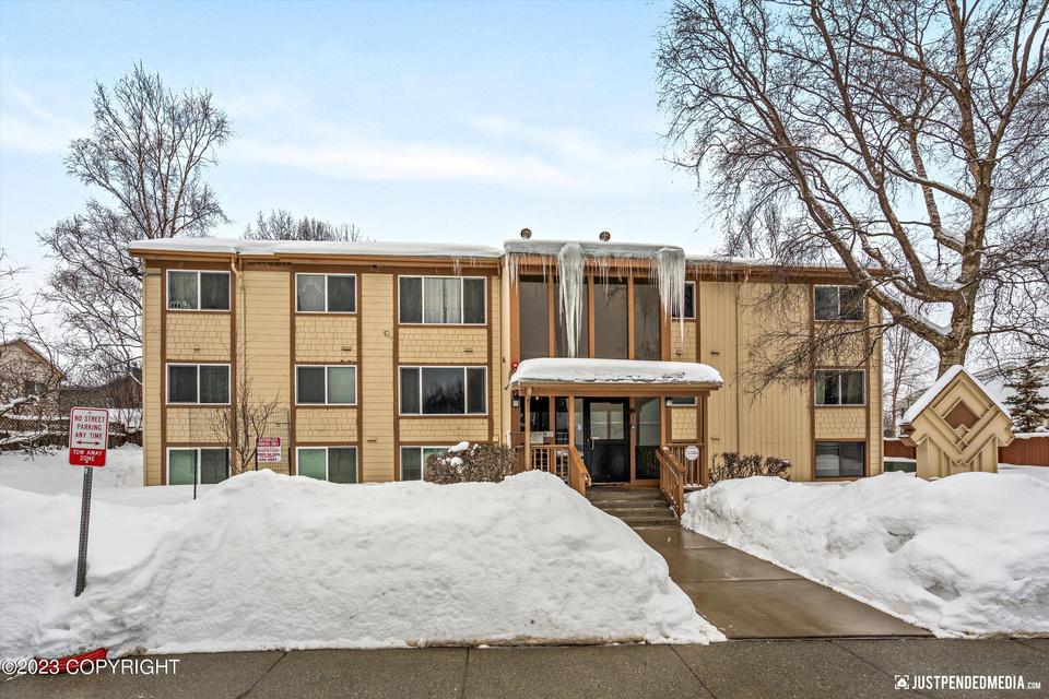  3100 Ward Pl # 29, Anchorage, AK 99517 photo 2