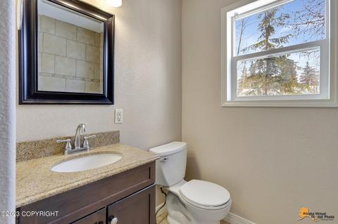 327 E 15th Ave, Anchorage, AK 99501 photo 18