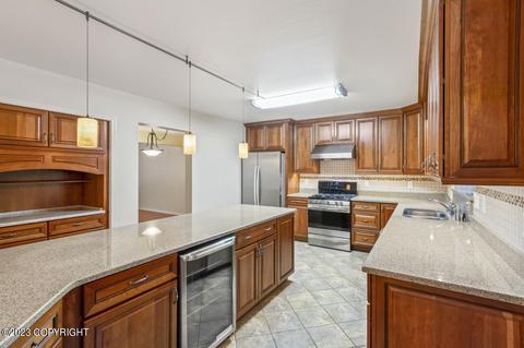 19049 Mountain Point Cir, Eagle River, AK 99577 photo 9