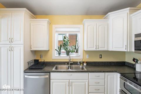 8445 E 20th Ave, Anchorage, AK 99504 photo 14