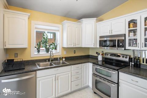 8445 E 20th Ave, Anchorage, AK 99504 photo 13
