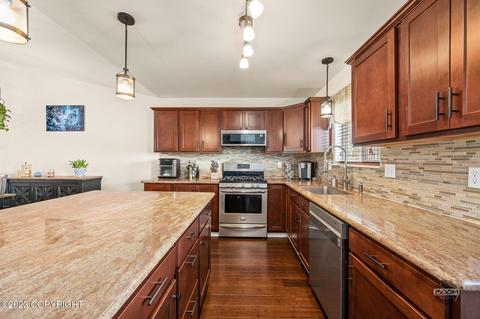 20519 Birch Crest Ln, Eagle River, AK 99577 photo 17