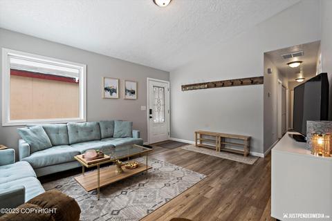 7808 Chaimi Loop, Anchorage, AK 99504 photo 10