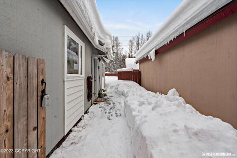 7808 Chaimi Loop, Anchorage, AK 99504 photo 22