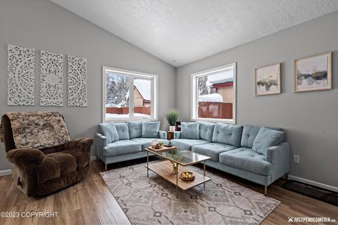 7808 Chaimi Loop, Anchorage, AK 99504 photo 2