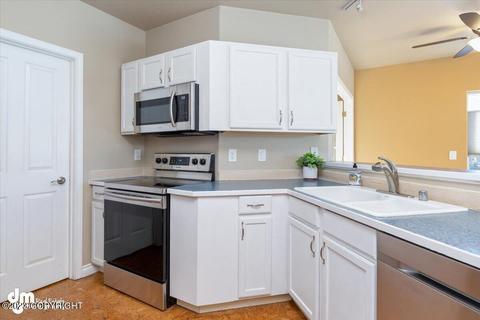 3050 Lore Rd # C4, Anchorage, AK 99507 photo 11
