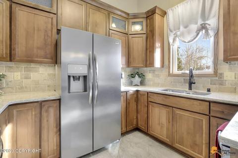 19434 Middleton Loop, Eagle River, AK 99577 photo 12