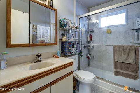 4505 E 8th Ave, Anchorage, AK 99508 photo 18