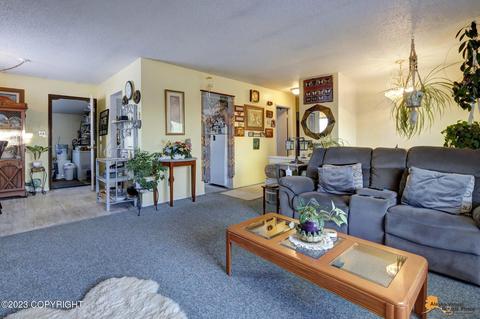4505 E 8th Ave, Anchorage, AK 99508 photo 4