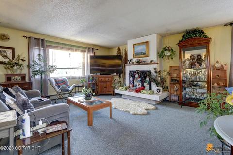 4505 E 8th Ave, Anchorage, AK 99508 photo 5