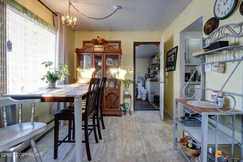 4505 E 8th Ave, Anchorage, AK 99508 photo 7