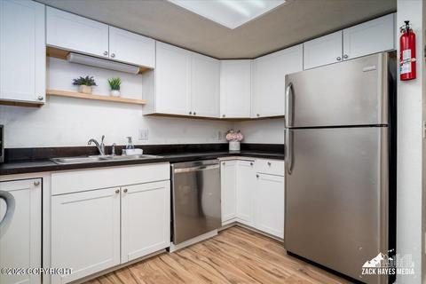 6152 E 12th Ave # B3, Anchorage, AK 99504 photo 13